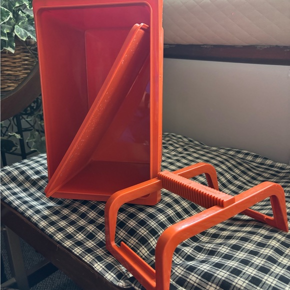 Tupperware orange Storage Container - Picture 3 of 3
